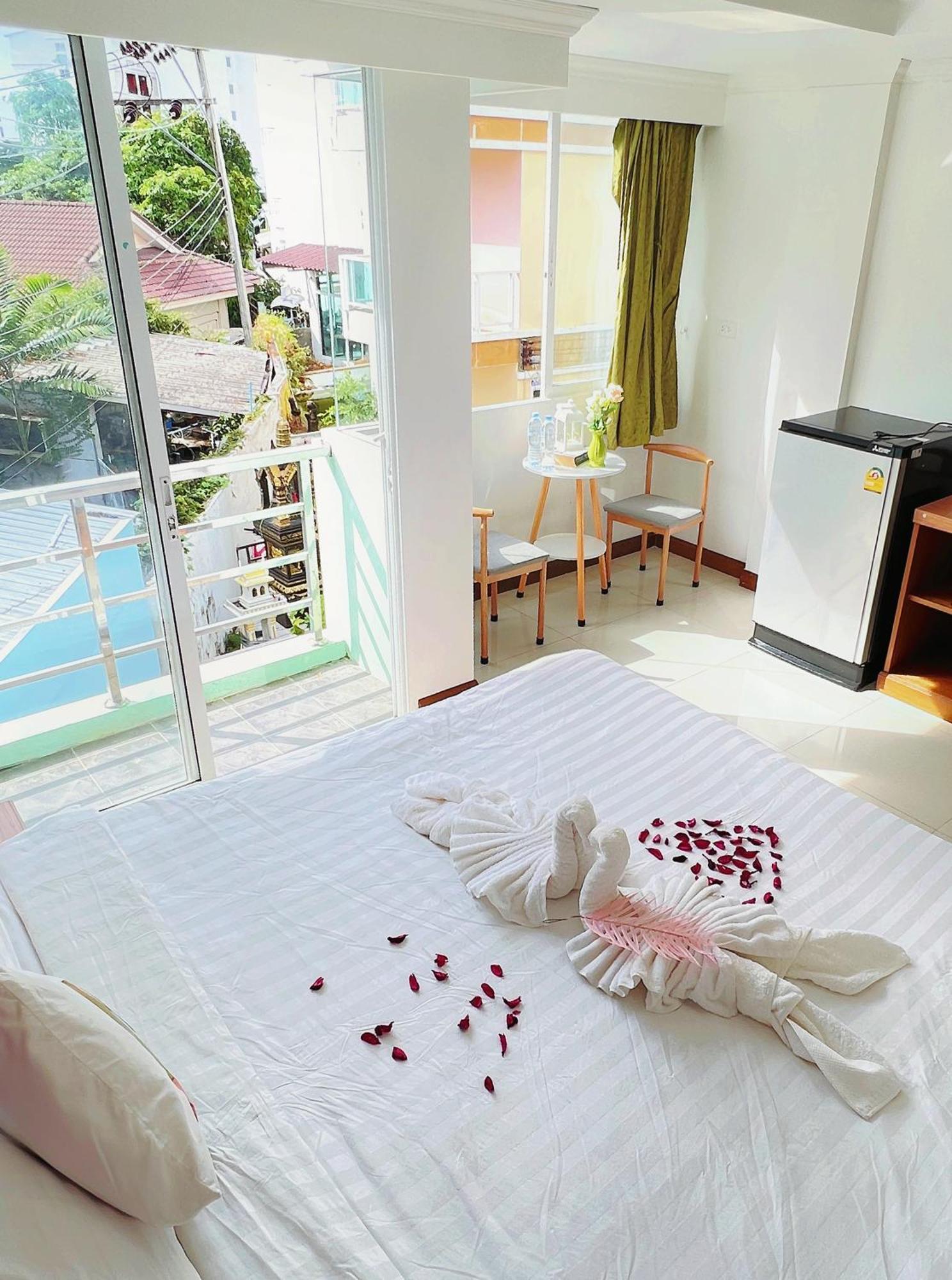 Lanting Hotel Patong Ngoại thất bức ảnh